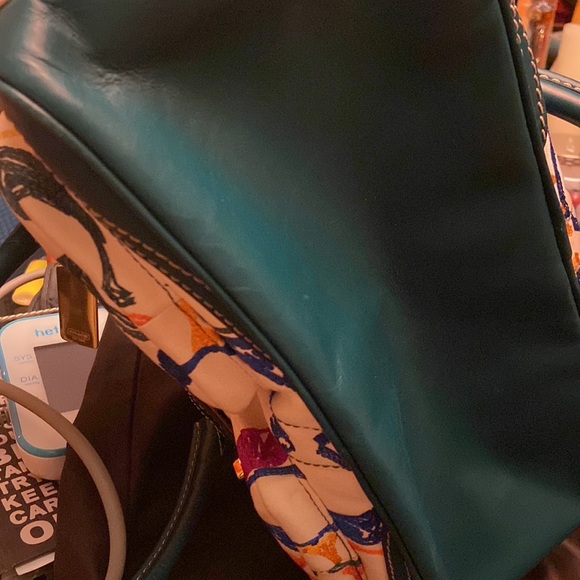 Rare embroidery Scribble bag... excellent condition, used maybe twice. - Picture 4 of 4